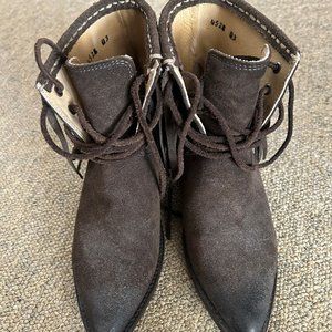 Gorgeous Frye Western Ankle Booties